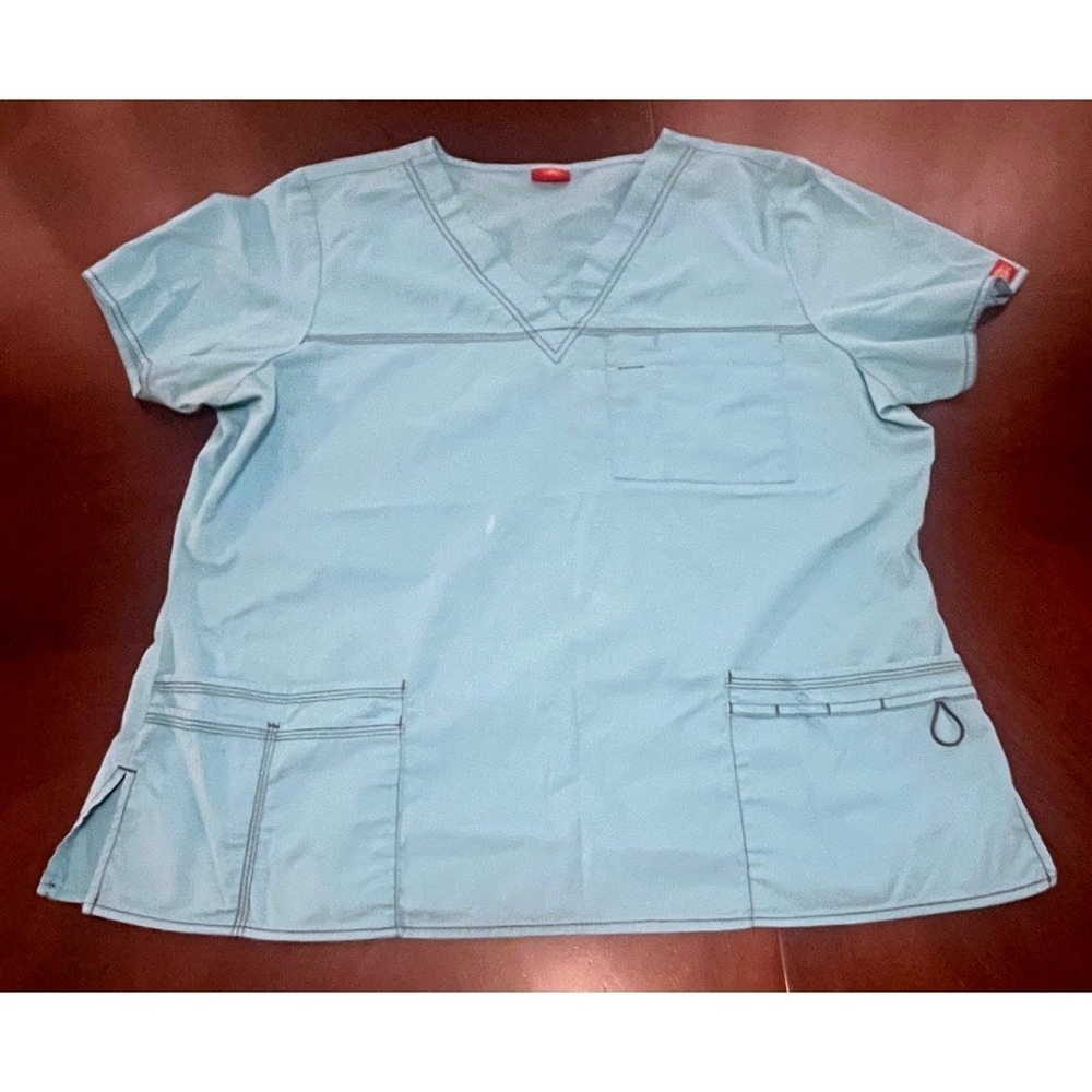 Dickies Medical Scrub Top V-Neck Short Sleeve Light Blue Multiple Pockets GUC